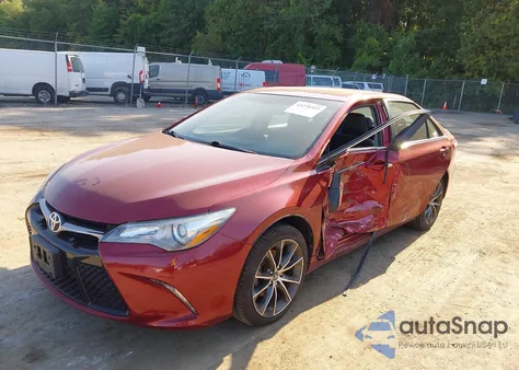 2016 Toyota Camry Xse z USA, uszkodzony, nr VIN 4T1BF1FK0GU534653